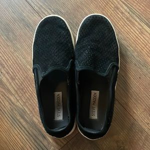Steve Madden Slip on shoes